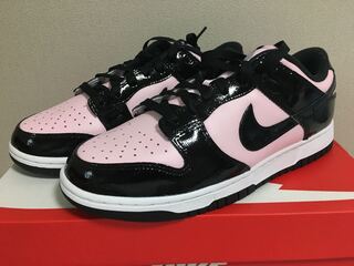 ナイキ ウィメンズ ダンク ロー エッセンシャル "ブラック パテント レザー" 26cm