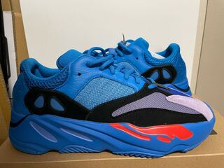 adidas YEEZY Boost 700 HI-RES Blue 28.5 28.5cm