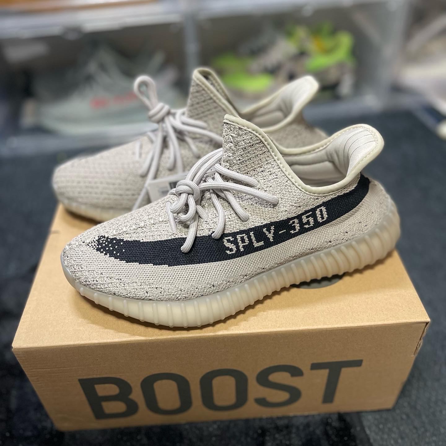 adidas YEEZY BOOST 350 V2 大勧め 【匿名配送】アディダス キャンパス ホワイトマウンテニアリング 26.0cm スニーカー