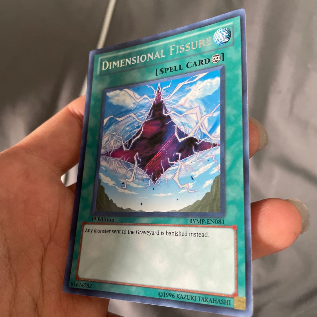 Dimensional Fissure Secret English 19707