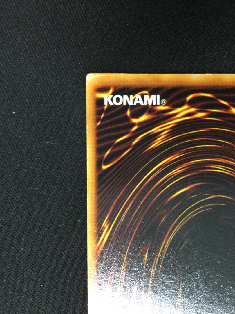 ブラック・マジシャン ウルトラレア 初期【06842-37】