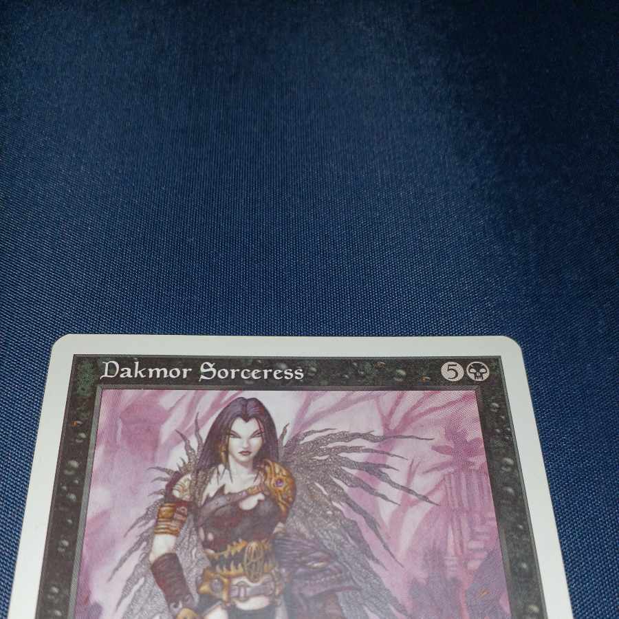 Dakmor Sorceress Signature