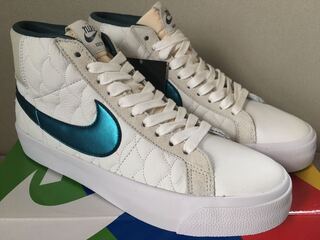 ナイキ SB ブレーザー ミッド EK "サミッホワイト/ナイトシェイドホワイト　26.5cm 26.5cm