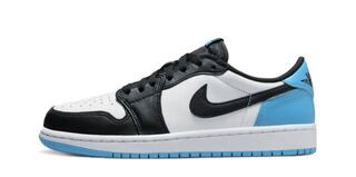 Nike WMNS Air Jordan 1 Low OG "Black and Dark Powder Blue/UNC" 27.5cm