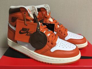 ナイキ ウィメンズ エアジョーダン1 ハイ OG "スターフィッシュ" 24.5cm