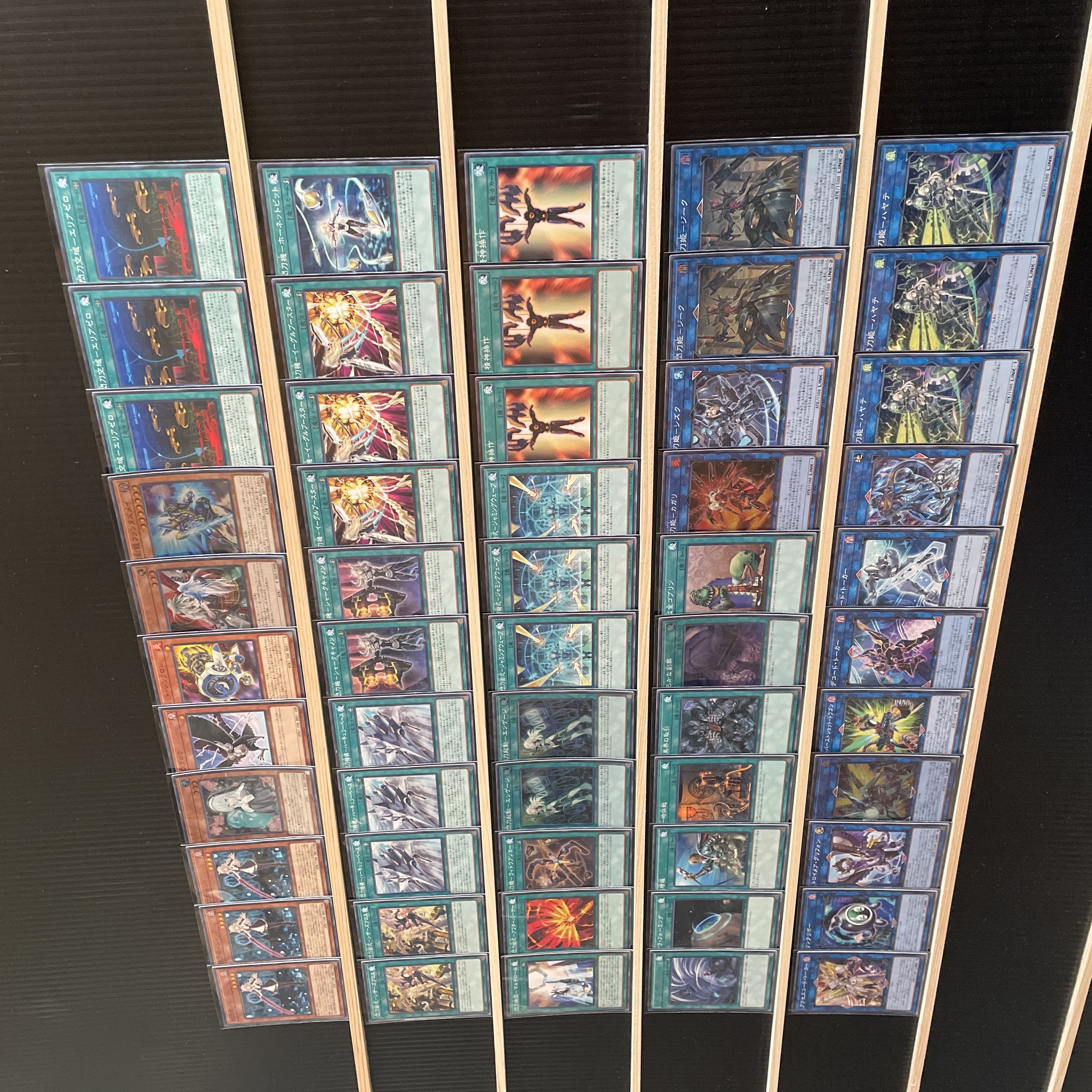 遊戯王 閃刀姫デッキ メイン40 エクストラ15 スリーブ付き 1枚