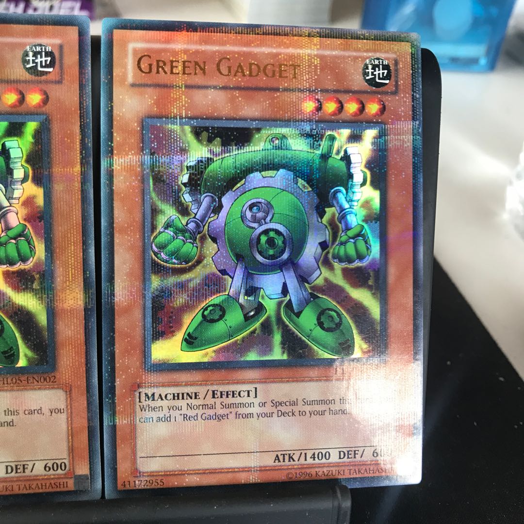 Green Gadget English Ultra Parallel 2 copies