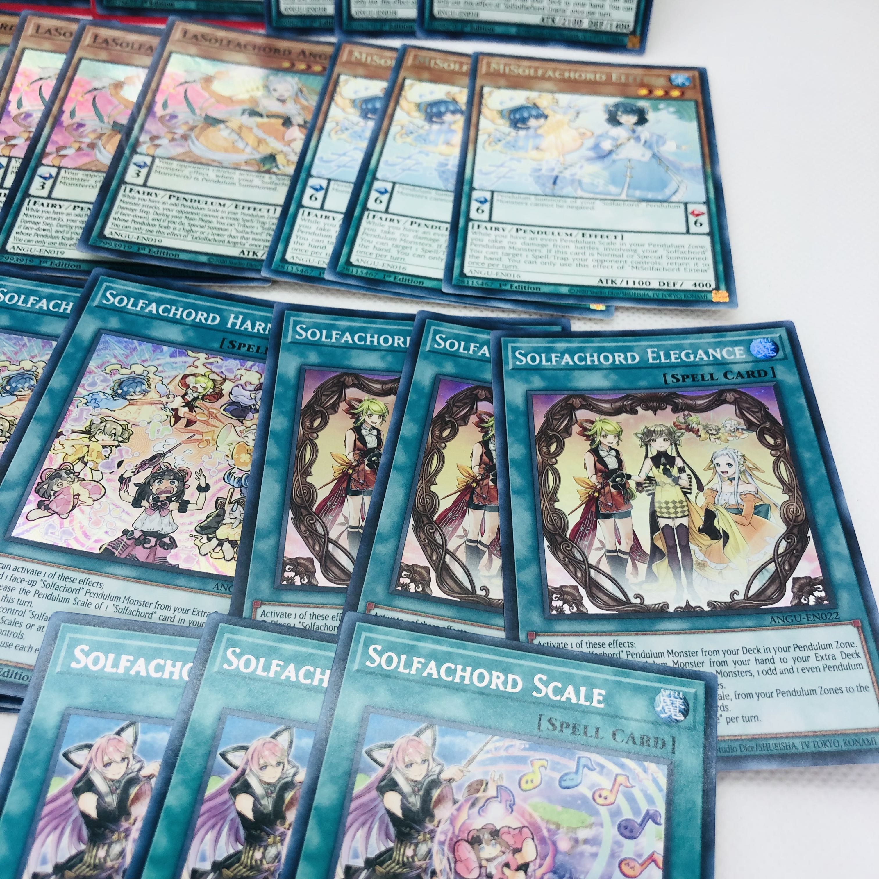Yu-Gi-Oh! English Trefacord series, sold in bulk.