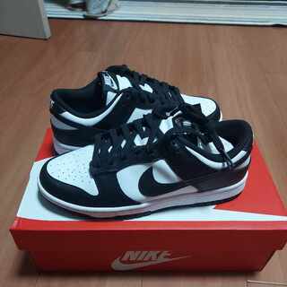 ナイキ ウィメンズ ダンク ロー "ホワイト/ブラック" ホワイト/ブラック/ホワイト DD1503-101 24.5cm