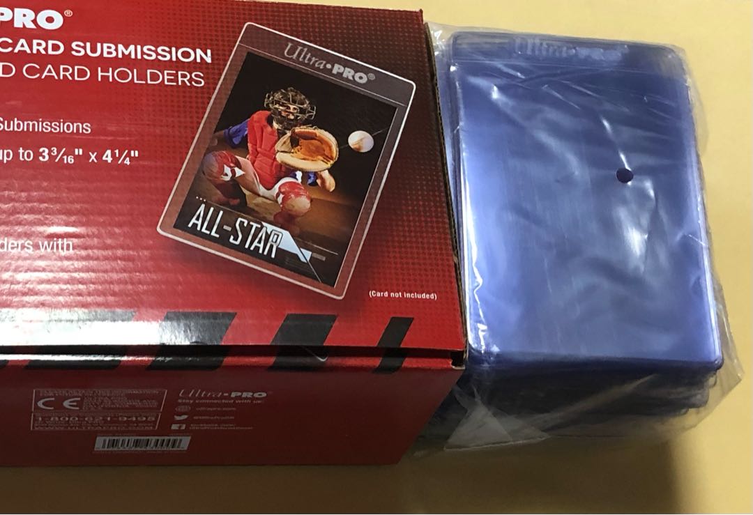 100 unused card savers for PSA appraisal.