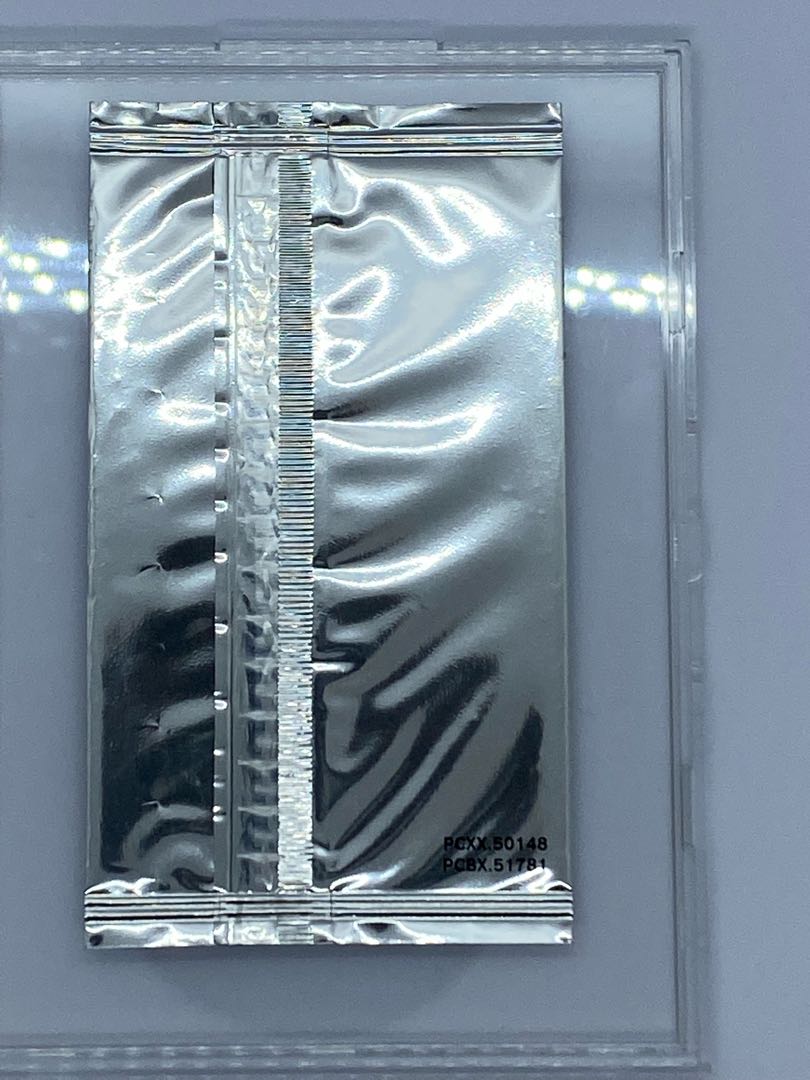 ブラック・マジシャン・ガール 20thシークレットレア JP001 未開封