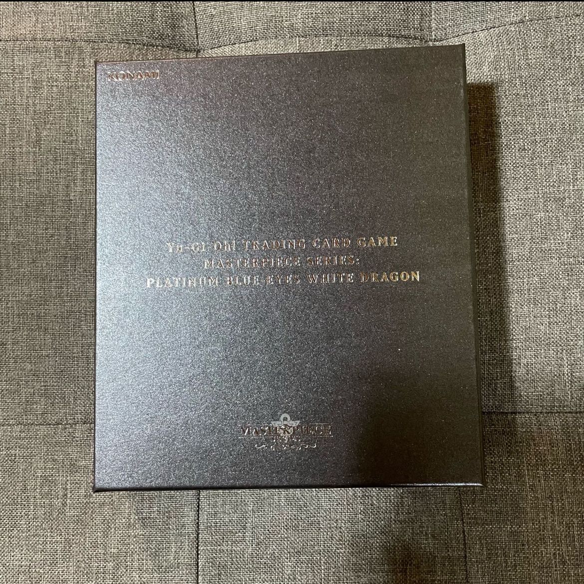 【最安値&即日発送】遊戯王 青眼の白龍 純銀製 プラチナ 英語版 ブルーアイズ PLATINUM