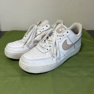 ナイキ エアフォース1 ロー  ピンクベージュ　24cm エアフォースワン NIKE AIR FORCE1  24cm
