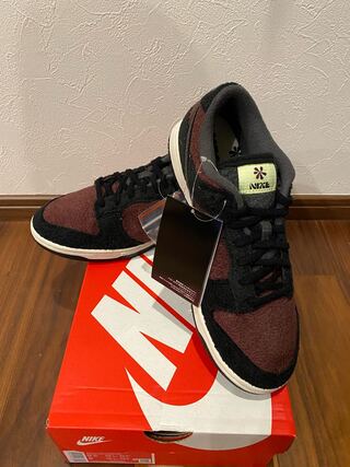 Nike WMNS Dunk Low SE "Burgundy Crush"   26.5cm