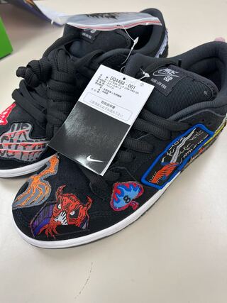 ネックフェイス × ナイキ SB ダンク ロー "ブラック" ブラック/ホワイト/マルチカラー DQ4488-001 27cm