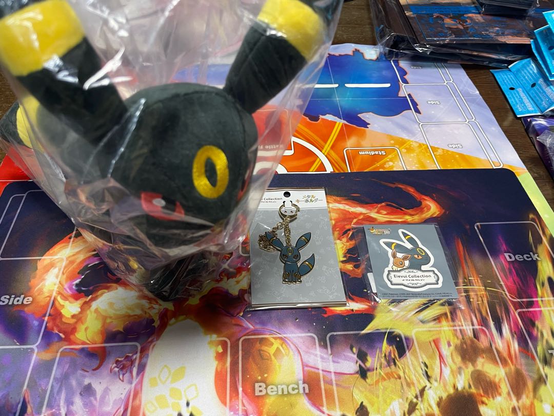 Eevee Collection Umbreon Metal Keychain Plush Sticker