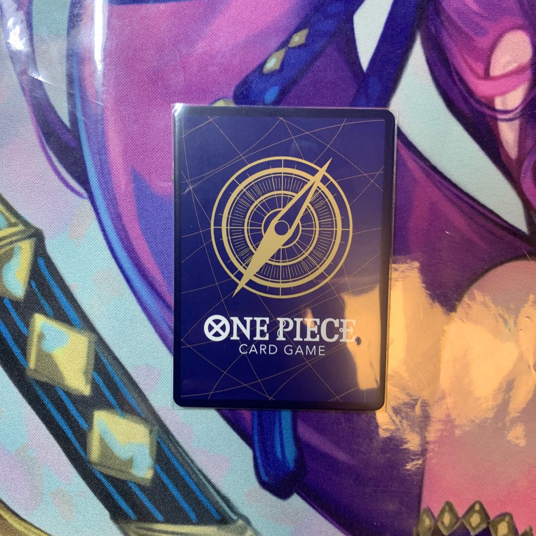 light, streetwise, oden-shaped pedestal for a tea ceremony