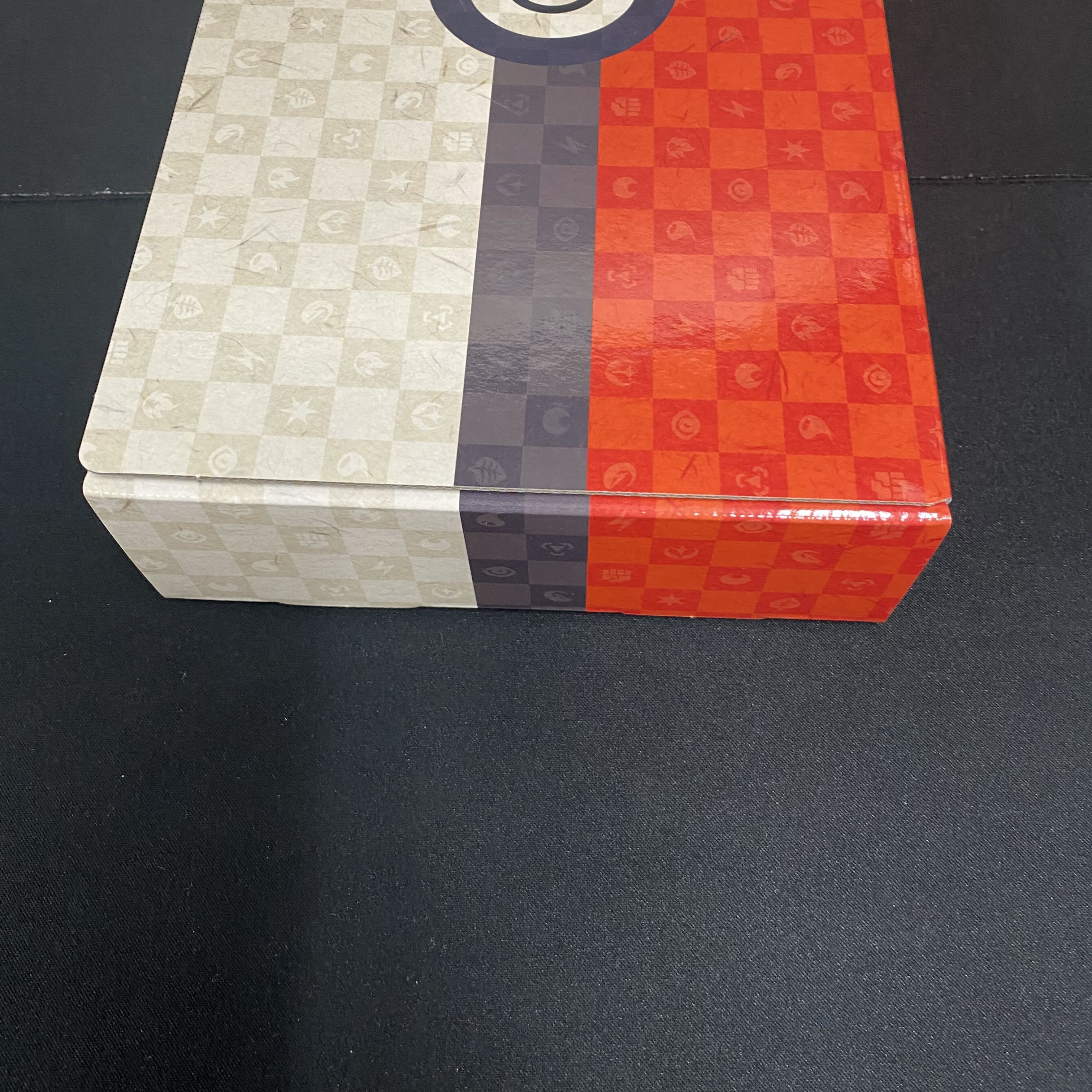 Pokémon stamps BOX Pokémon card game set of stamps, including a set of stamps of a returning beauty and a wild goose on the moon.