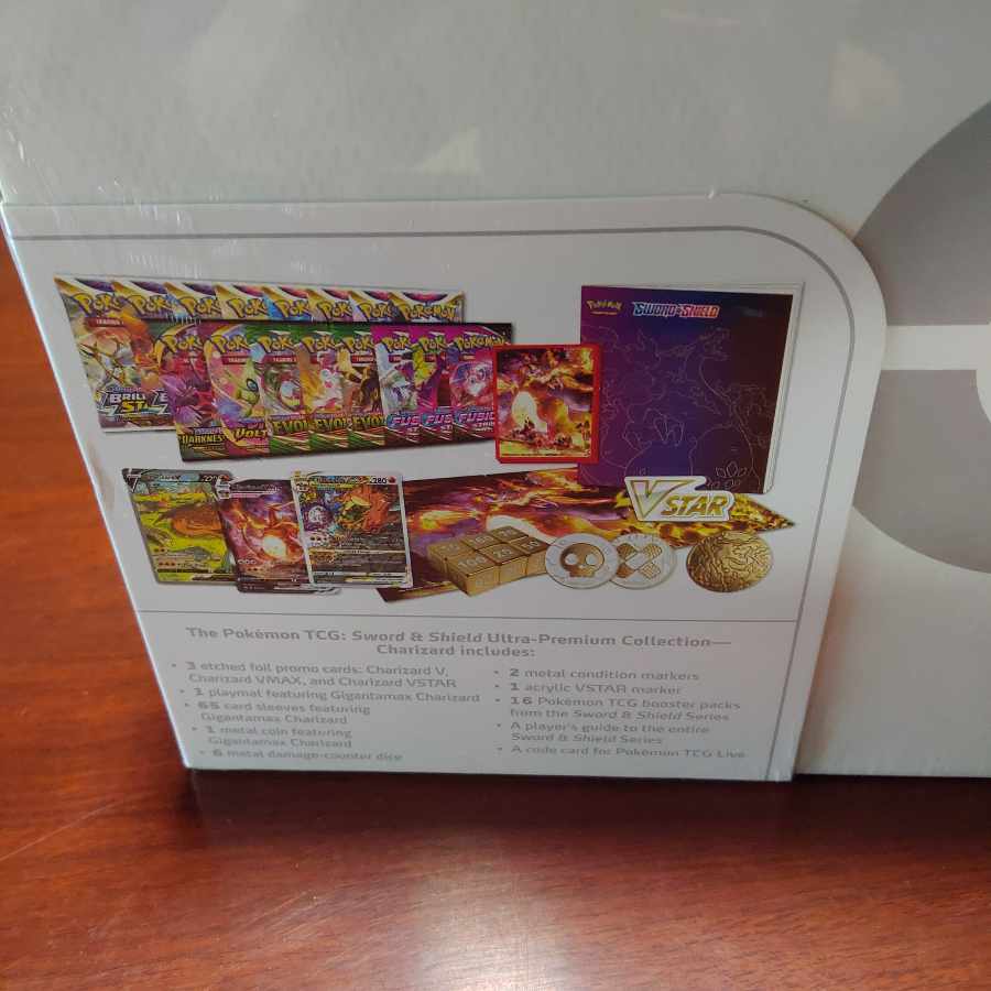 Ultra Premium Collection Charizard Pokémon Cards English Version