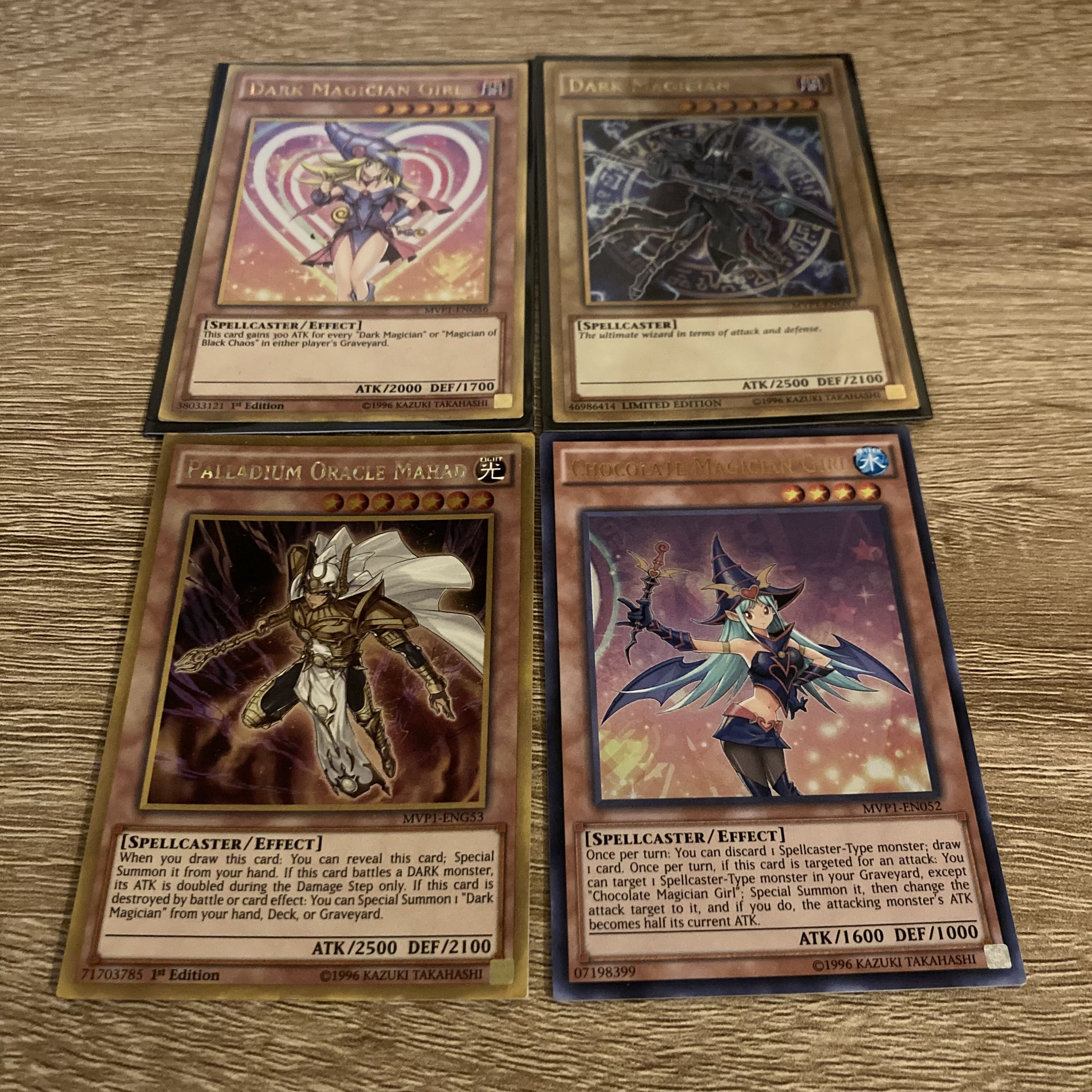 ブラックマジシャン MVP1-ENGV3 ゴールドシークレット 傷あり特価 おまけ付き 1枚