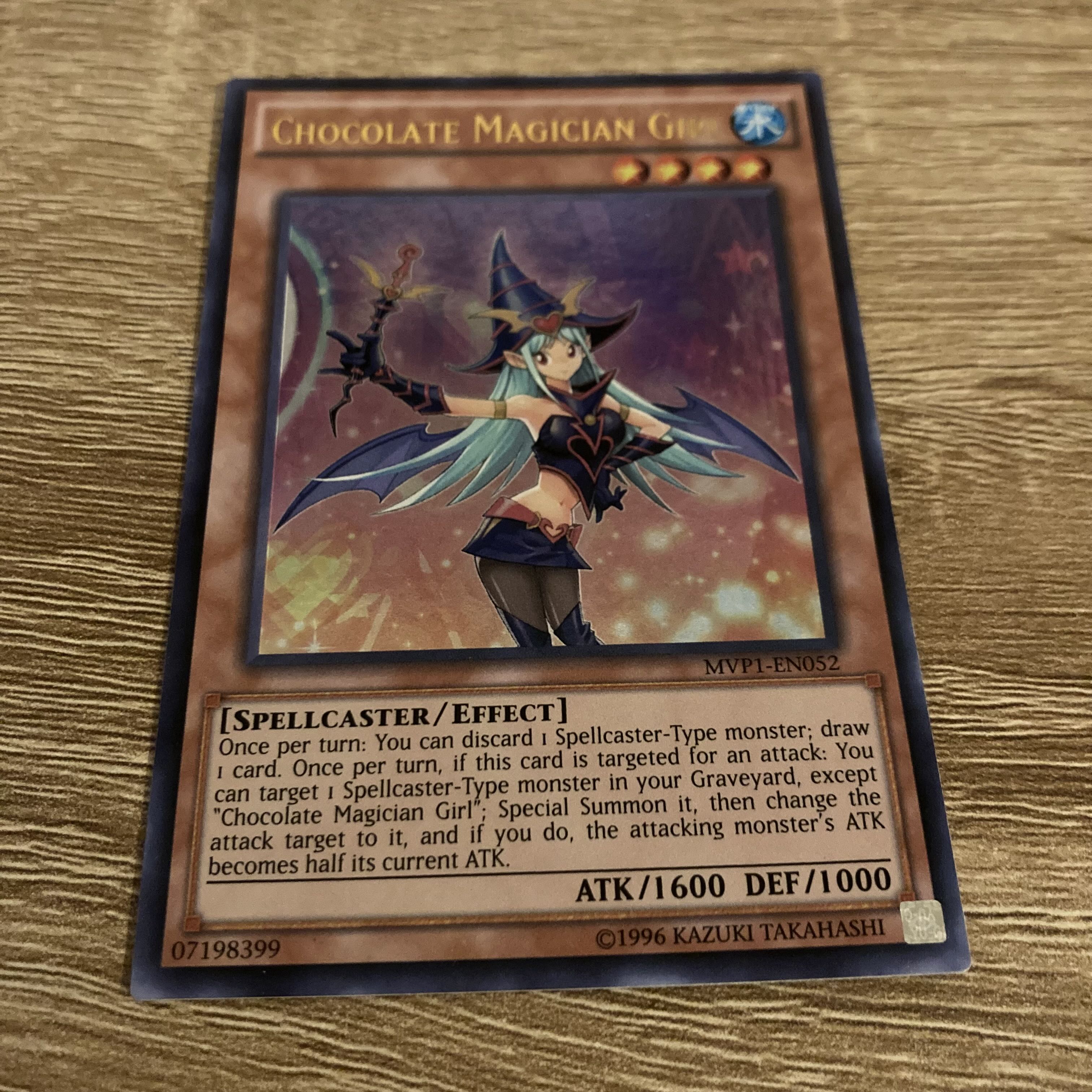 ブラックマジシャン MVP1-ENGV3 ゴールドシークレット 傷あり特価 おまけ付き 1枚