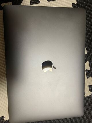 MacBook Pro 2017, Thunderbolt(USB-C)3ポートx 2(13インチPro,8GB RAM,256GB SSD,2.3GHz) スペースグレイ  お値下げ可能コメントお願い致します