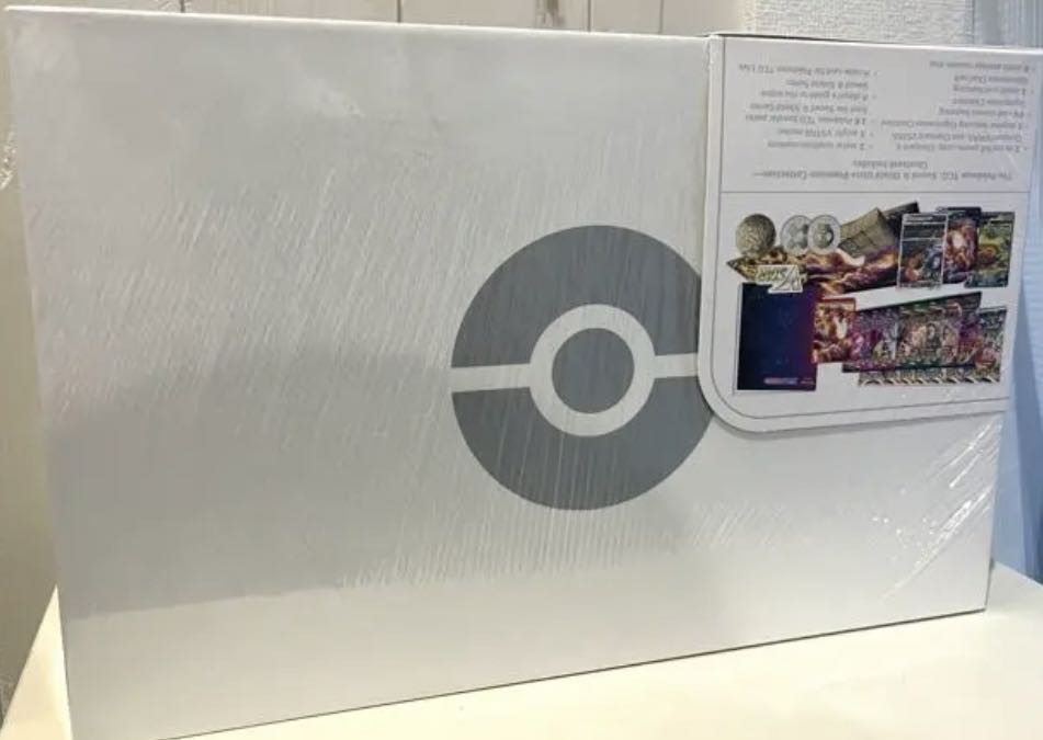 限定版】ポケモンカード リザードンウルトラプレミアム