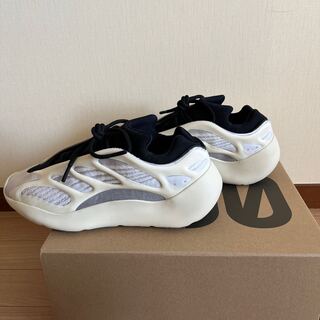 YEEZY 700 V3 AZAEL 28.5cm