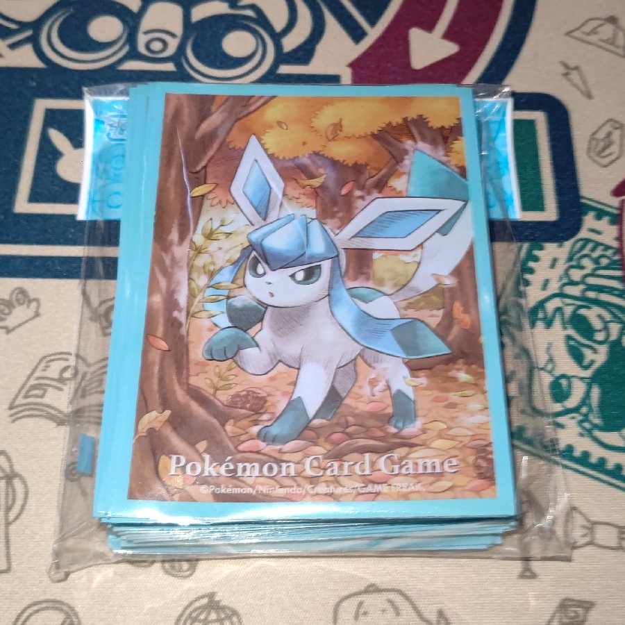 Glaceon Sleeve