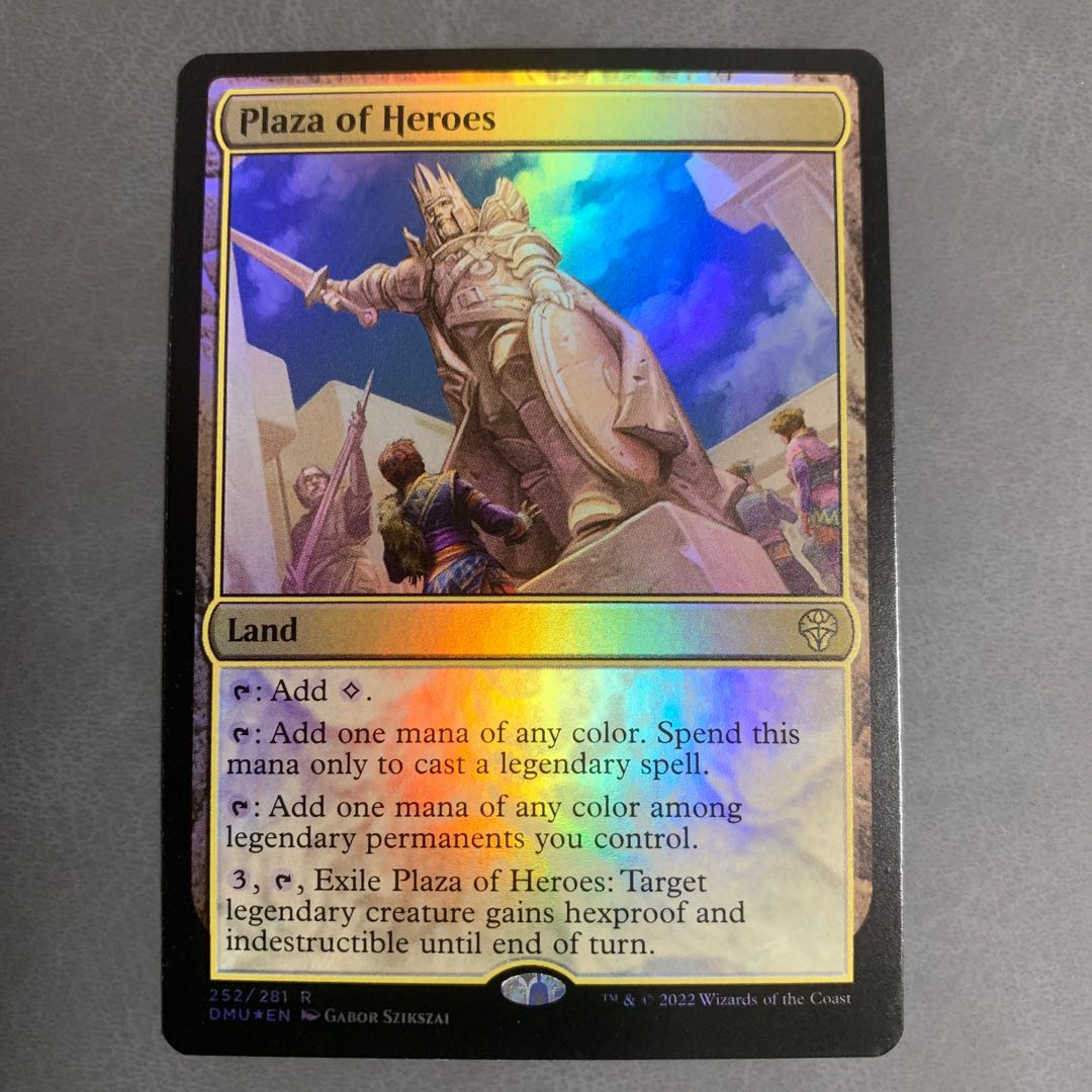 Plaza of Heroes English foil