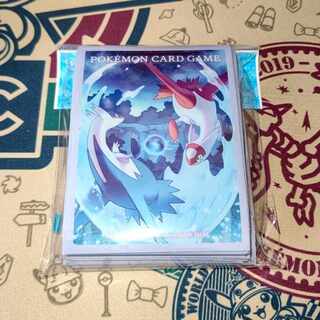 Latios & Latias Sleeves