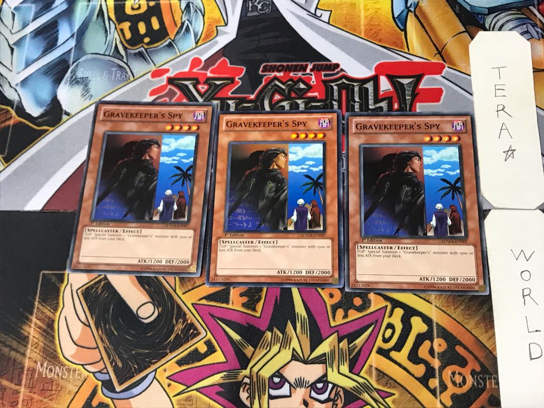 English Gravekeeper's Spy 4 Normal, set of 3 Tera.