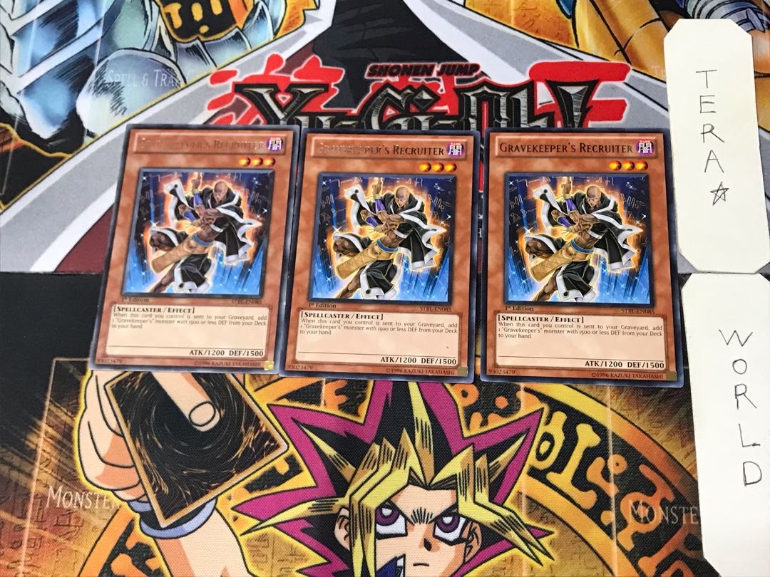 English Gravekeeper's Recruiter 2 rare, set of 3 Tera.