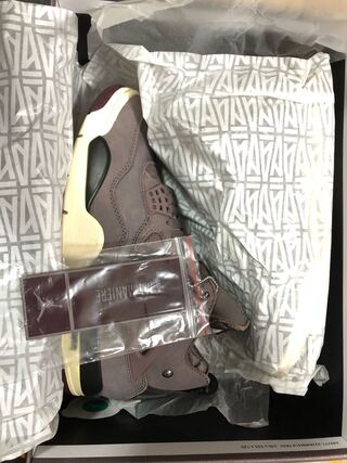 ア・マ・マニエール × ナイキ エアジョーダン4 "バイオレットオレ" バイオレットオレ/ミディアムアッシュ/ブラック/ムスリン DV6773-220 25.5cm