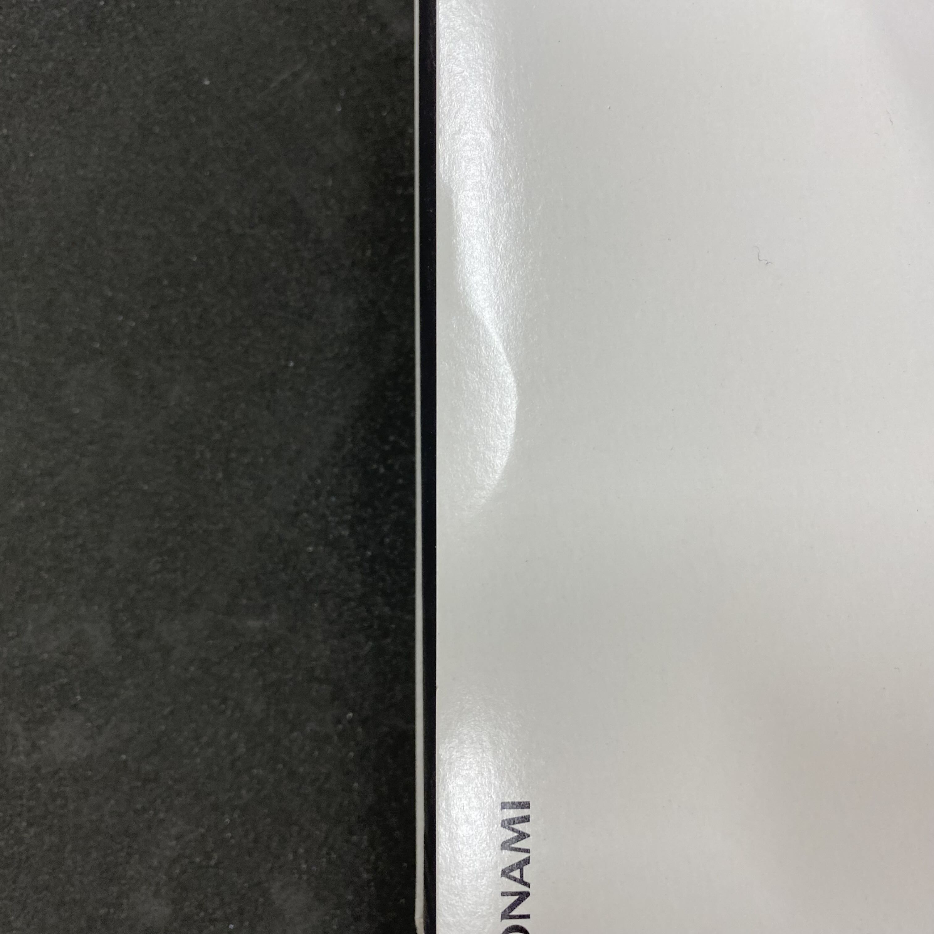 プラチナ 青眼の白龍 英語版/Platinum Blue-Eyes White Dragon (証明書付き) シリアルナンバーNo.082US