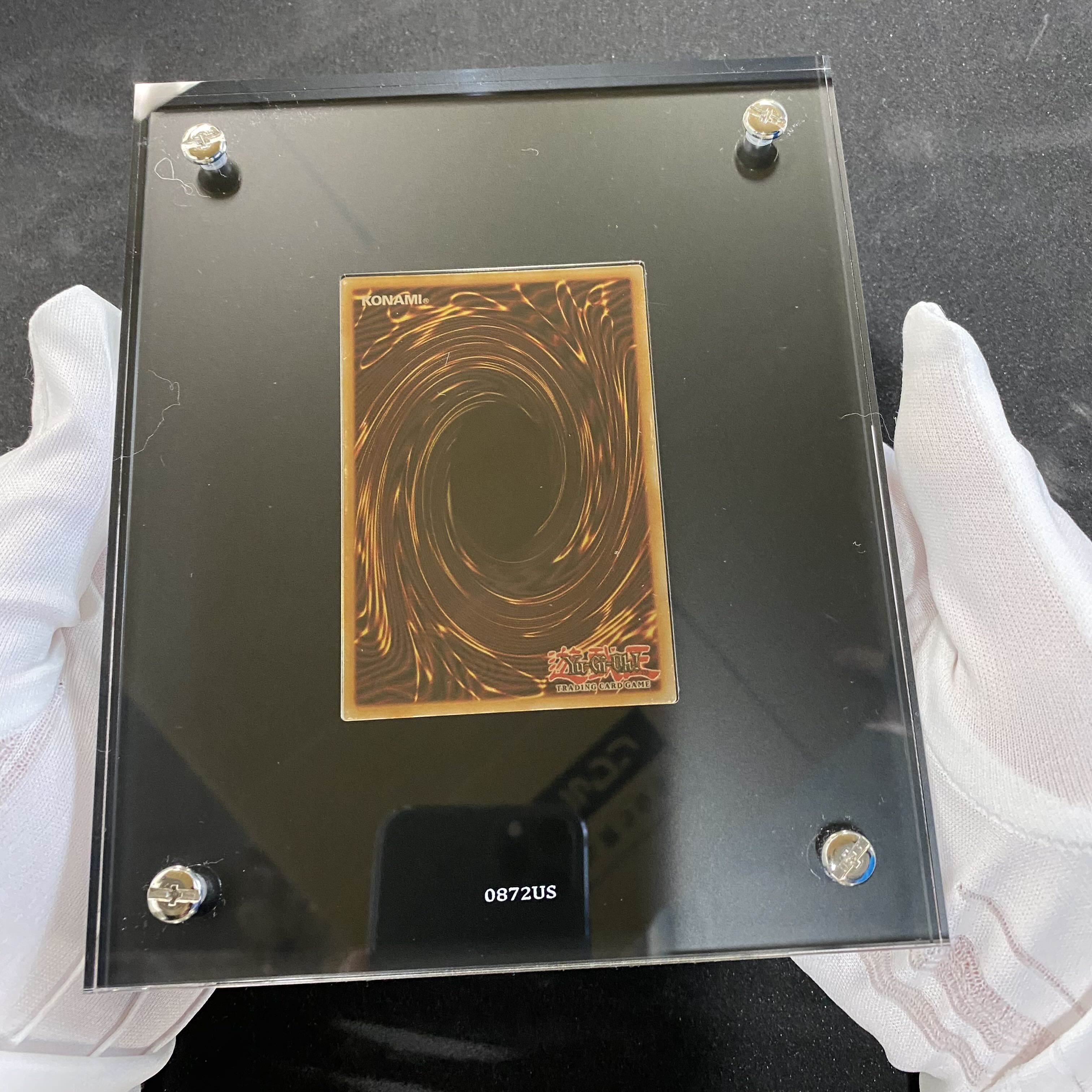 プラチナ 青眼の白龍 英語版/Platinum Blue-Eyes White Dragon (証明書付き) シリアルナンバーNo.082US