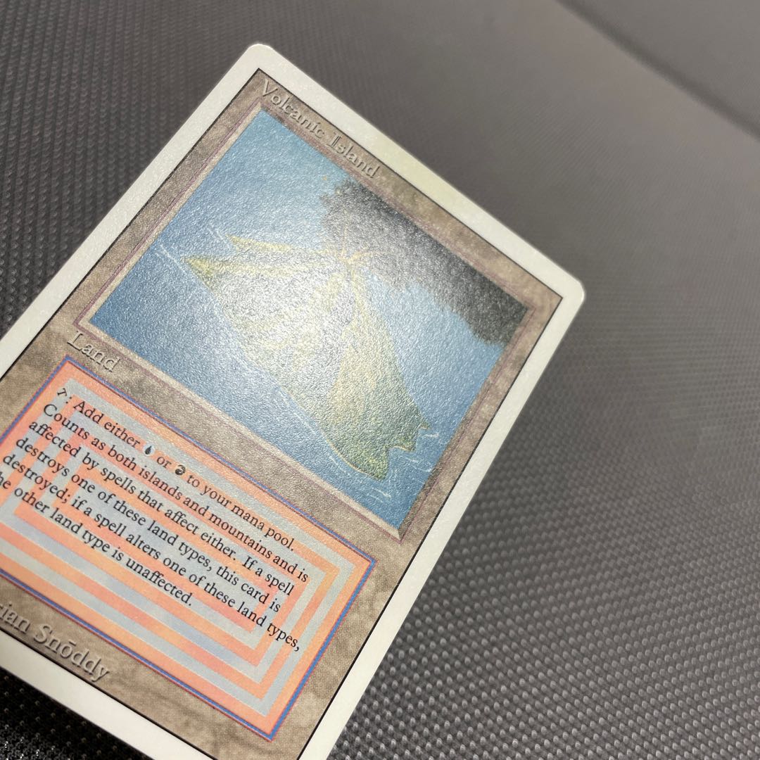 Volcanic Island デュアルランド 1枚