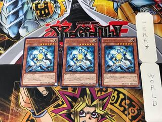 Lightray Sorcerer 1 rare, set of 3 Tera.