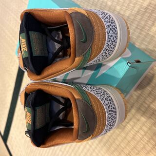 ナイキ SB ダンク ロー プロ Iso "サファリ" ニュートラル グレー/カムクアット CD2563-002 26.5cm