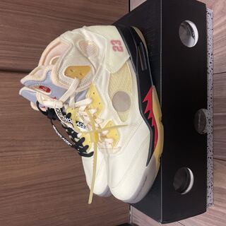 オフホワイト × ナイキ エアジョーダン 5レトロ Sp セイル/モスリンホワイトブラック CV9388-100 28cm