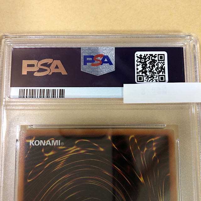 PSA10] Yu-Gi-Oh Black Magician Girl Ultra Rare Hiscore, complete and beautiful.