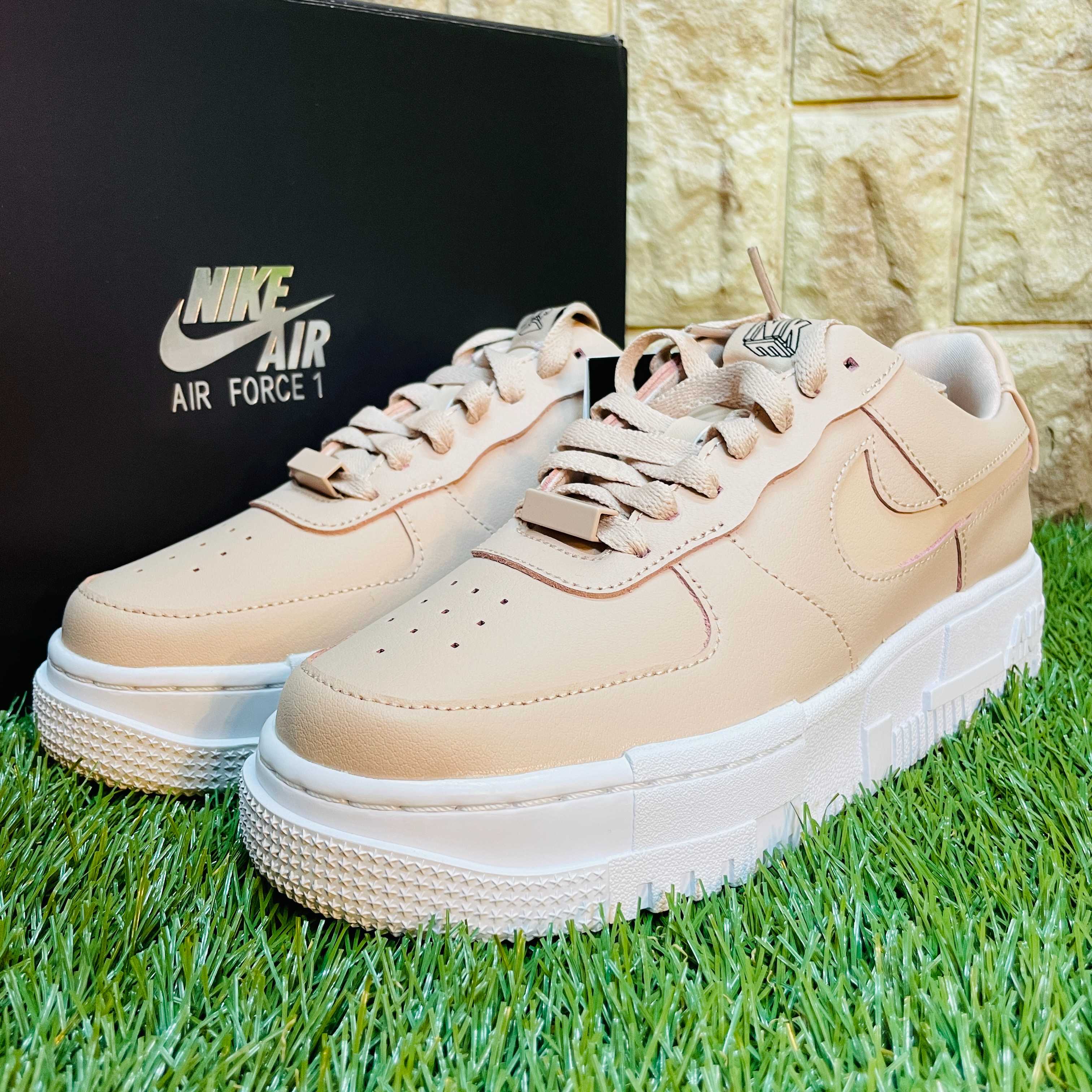 Nike Air Riryoku 1 Pixel NIKE WMNS AIR FORCE 1 PIXEL Women's Sneakers Thick Soled AF1 25.5cm Shipping Included CK6649-200 25.5cm