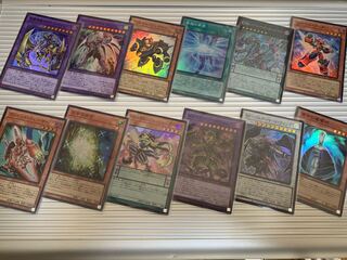 SECRET UTILITY BOX SR set (36 cards in total)