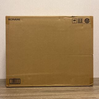 Umi horse set, unopened.