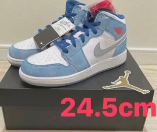 ナイキ エアジョーダン1ミッド“ホワイト ユニバーシティーブルー グレー 24.5cm