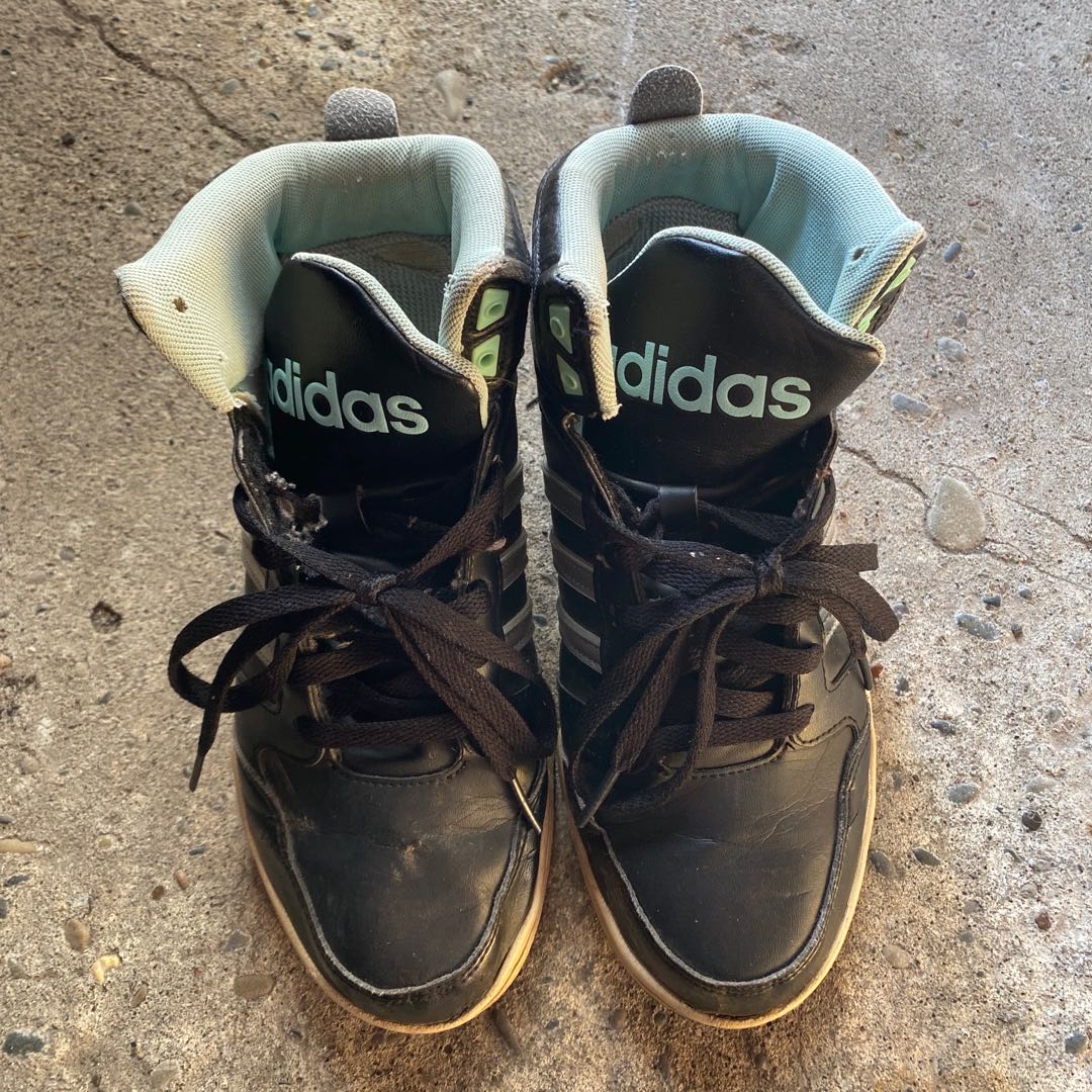 スニーカー 24.5cm