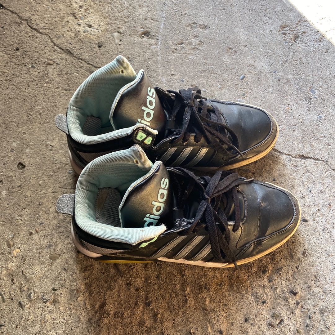 スニーカー 24.5cm