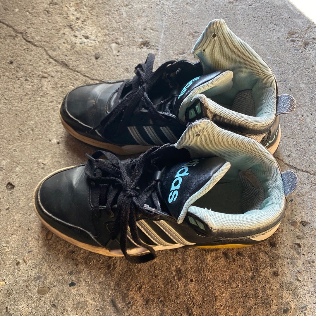 スニーカー 24.5cm