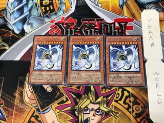 Winged Kuriboh LV10 DP1 4 Rare Set of 3 Tera