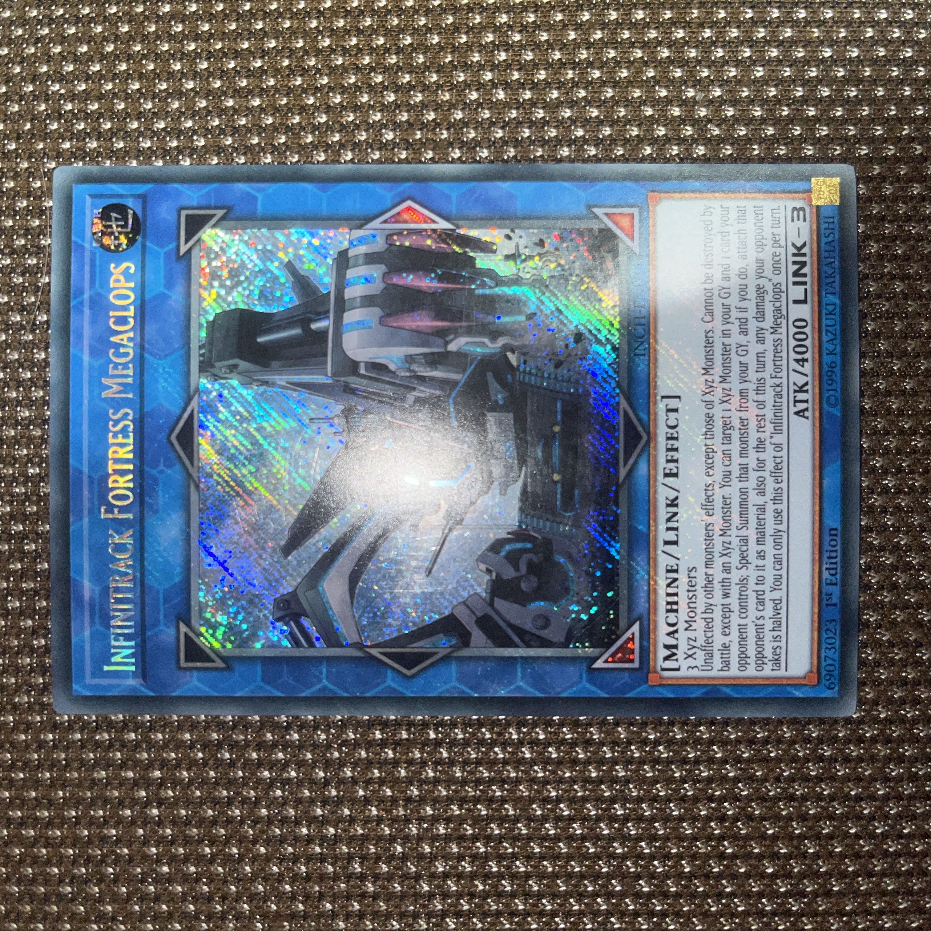 Yu-Gi-Oh Infinitrack Fortress Megaclops EU Edition (English) Siku 1st 1 copy